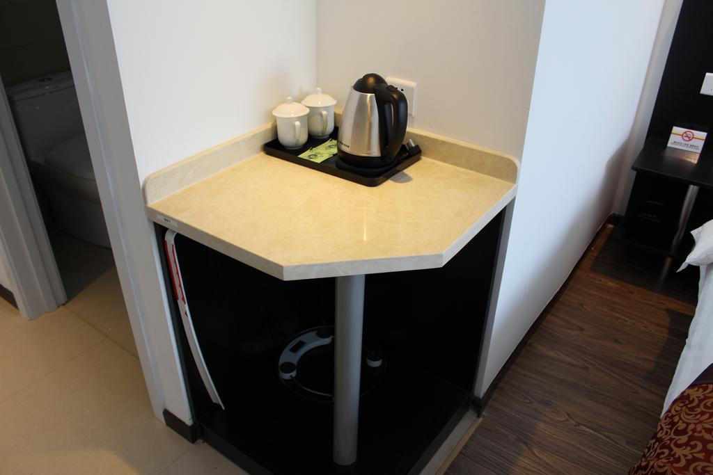 Super 8 Beijing Chaoyang Road Xinglong Hotel Room photo